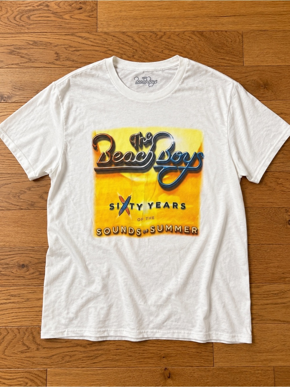 The Beach Boys 60 Years Sounds of Summer 2022 Cruise Graphic T Shirt Large